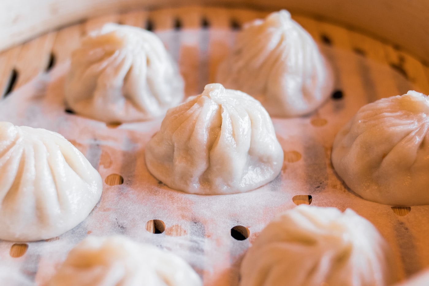 Steamed dumplings basket